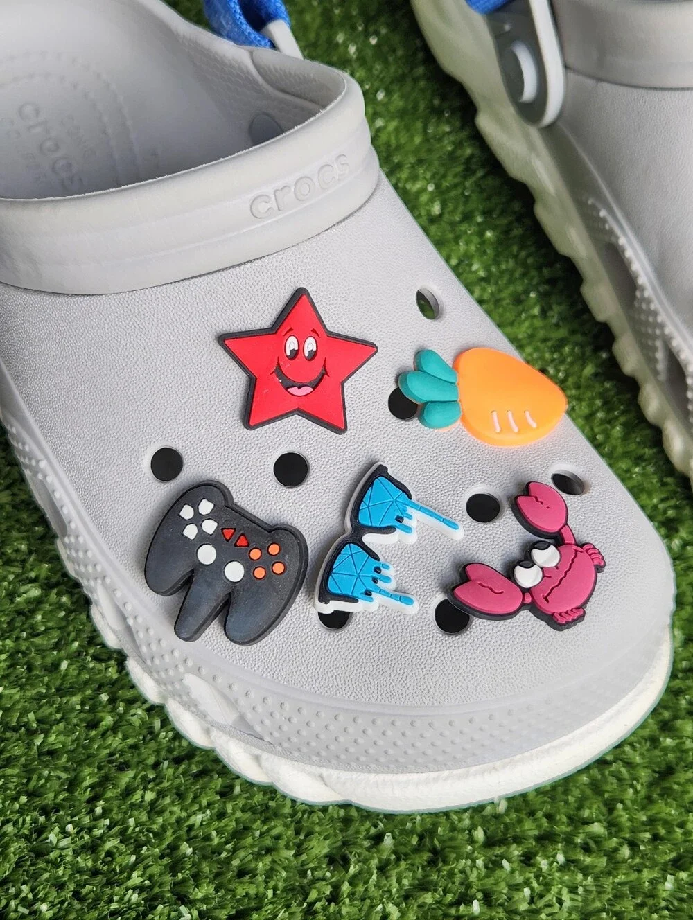 Crocs Kids' Boys Duet Max II Gray Clogs Size 2 Slip-on Comfort Sandals -Jibbitzs